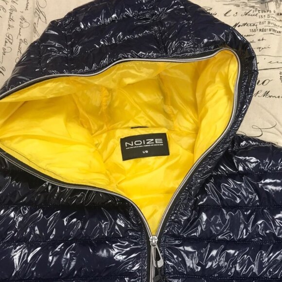 NOIZE Light Weight Hoodie Puffer Jacket - Picture 6 of 8